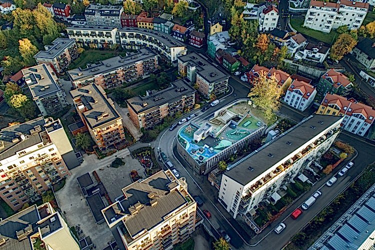 Blugreen çatılar binalara hayat veriyor